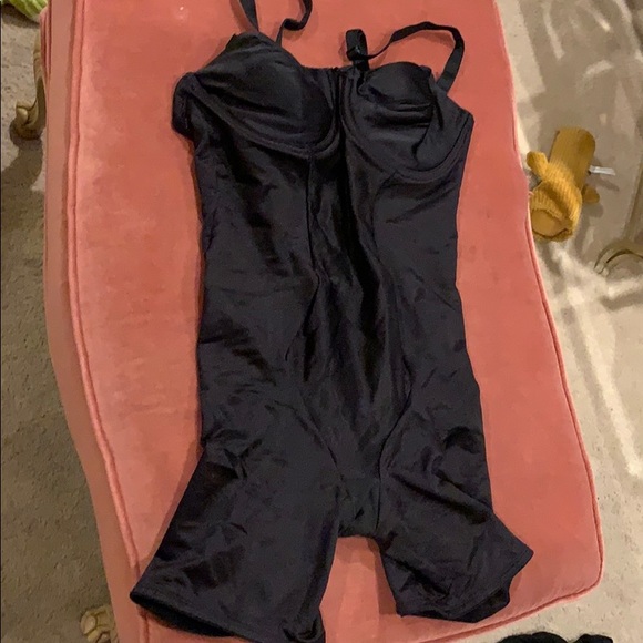 Miraclesuit Other - Miraclesuit shapewear